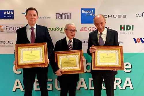 Cumbre Aseguradora 2025